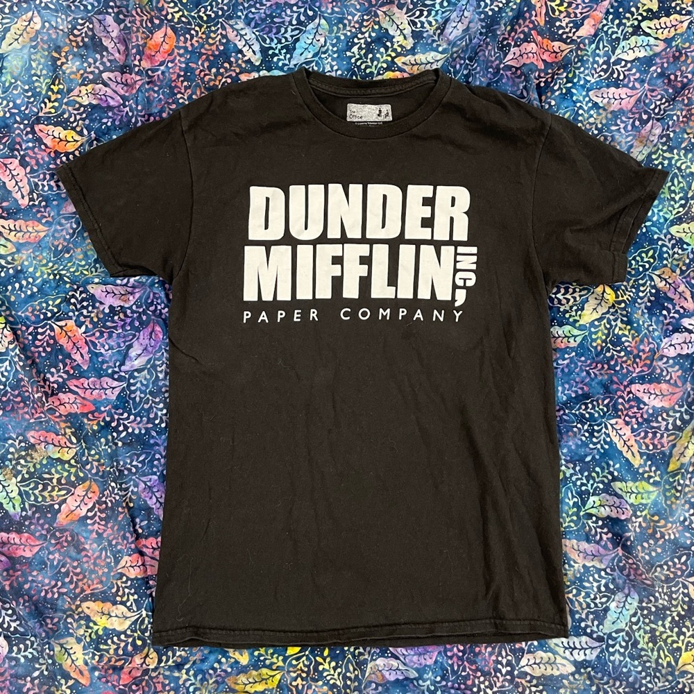 The Office Dunder Mifflin Paper Company tee size medium unisex